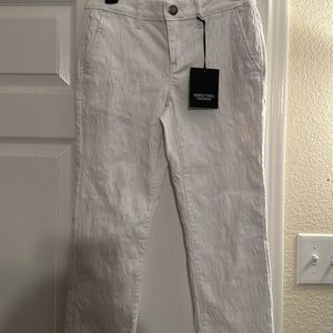 Simply Vera Vera Wang Capr White textured Capri Midrise size 2
